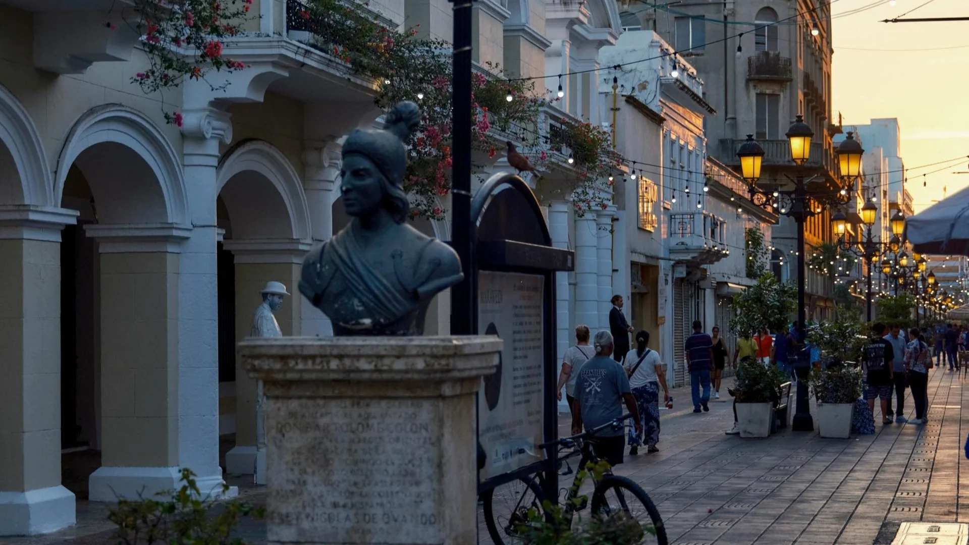 Arquitectura colonial en la Zona Colonial de Santo Domingo, donde llegaron las primeras musáceas en 1516